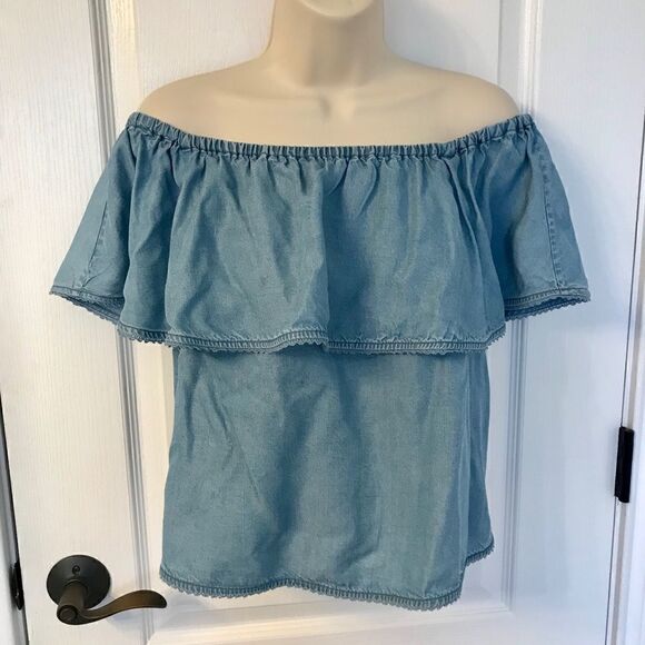 NWT Rebecca Minkoff Chambray Off The Shoulder Top! - Picture 1 of 3
